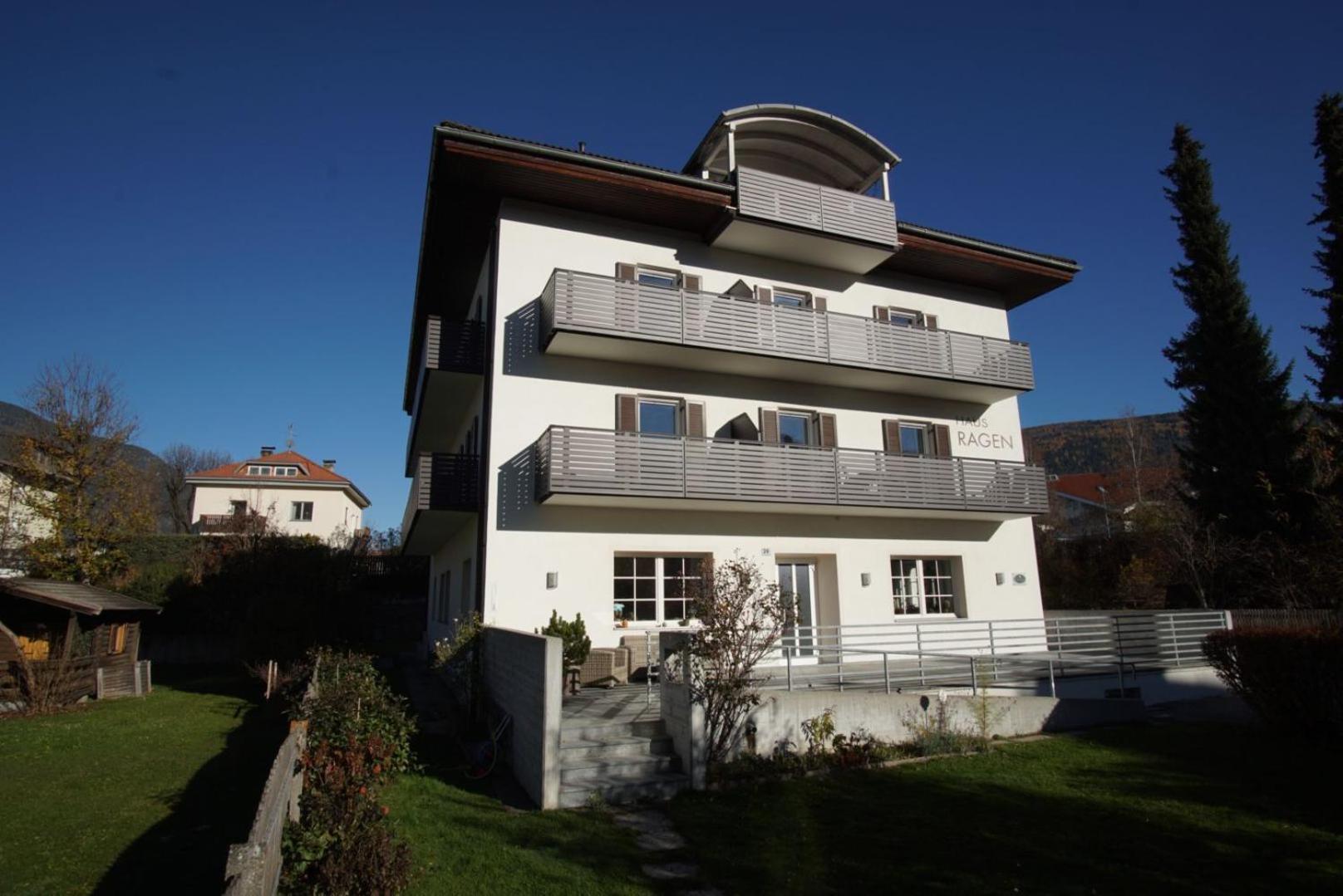 Residence Haus Ragen Brunico Exterior photo